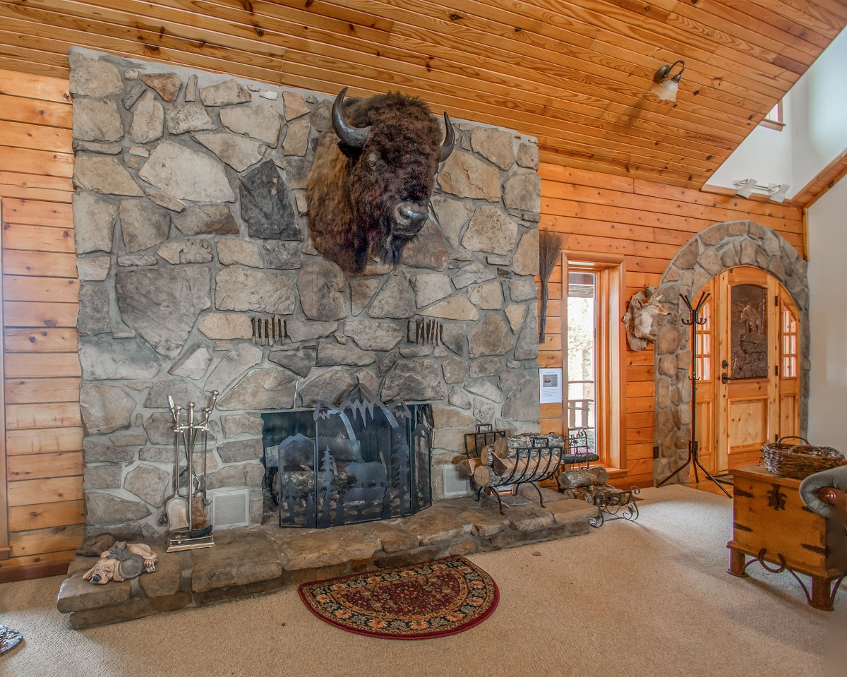Buffalo River Lodge Lobby