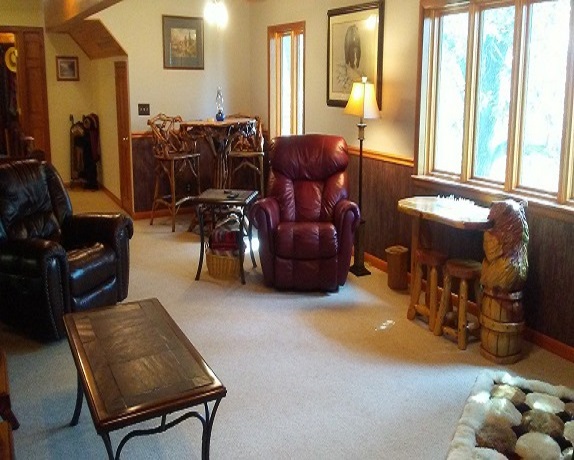 Buffalo River Lodge Lounge