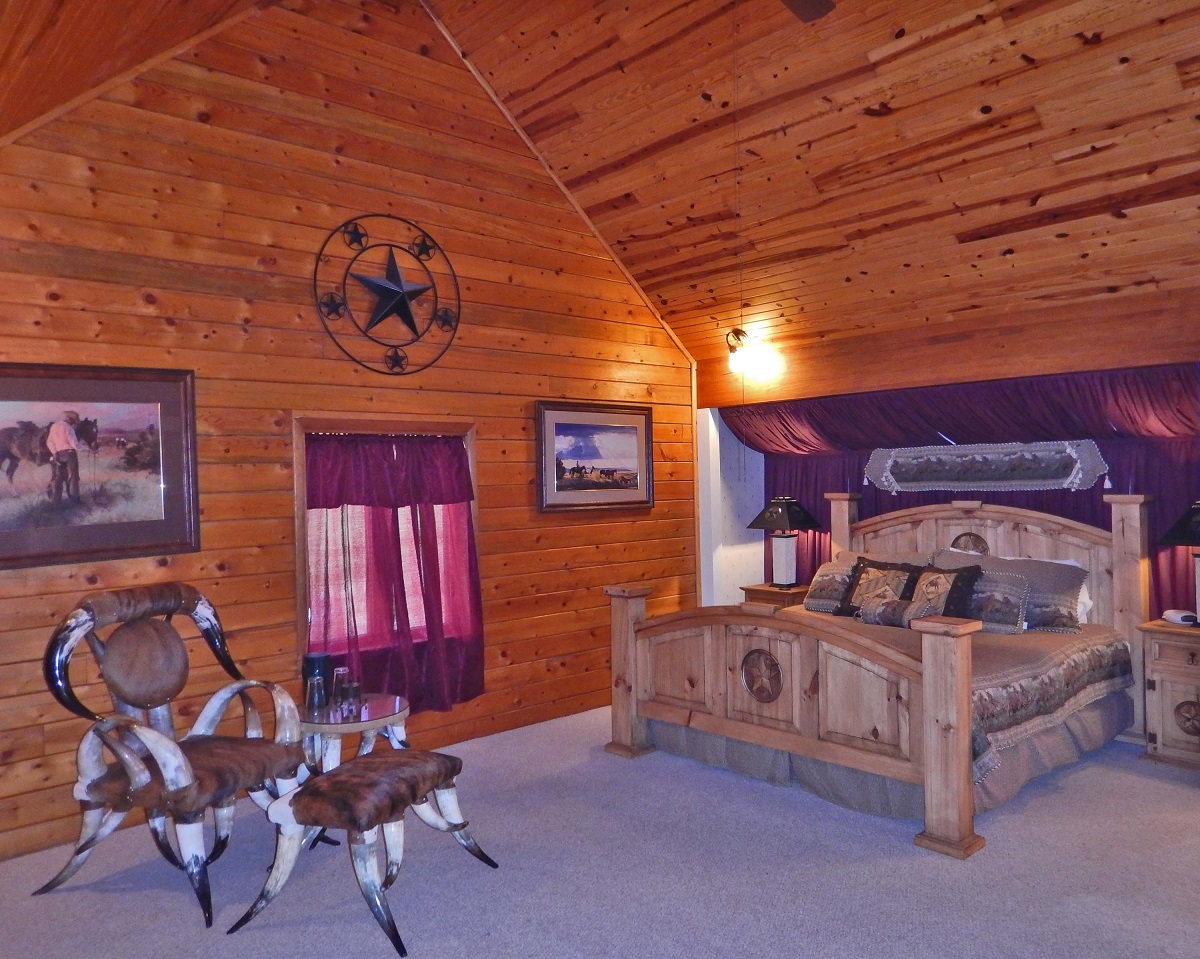 Buffalo River Lodge Suite